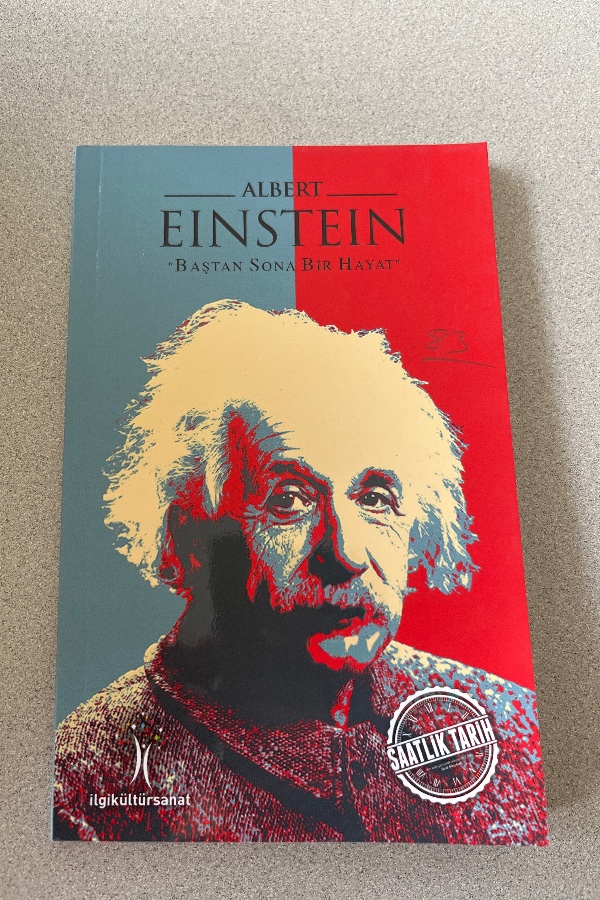 ALBERT EINSTEIN BAŞTAN SONA BIR HAYAT