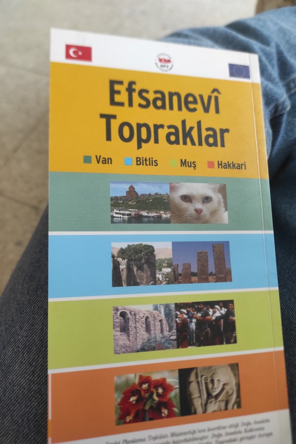 EFSANEVI TOPRAKLAR