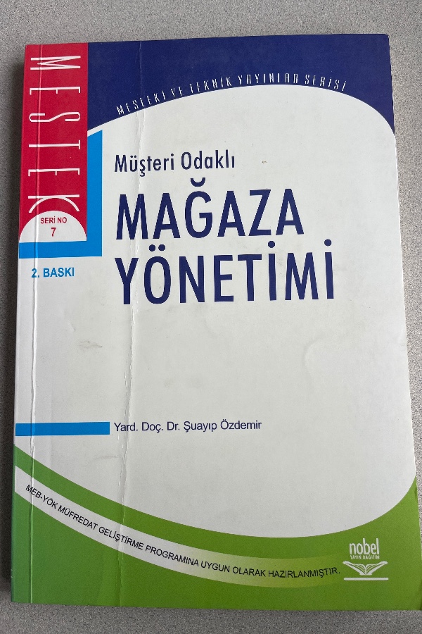 MÜŞTERI ODAKLI MAĞAZA YÖNETIMI