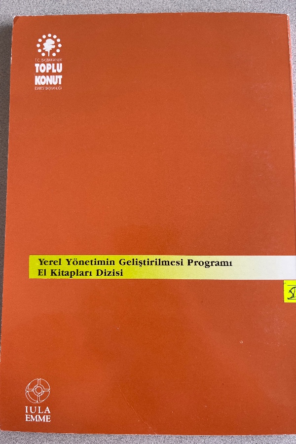 BELEDIYELERDE INSAN KAYNAĞI YÖNETIMI
