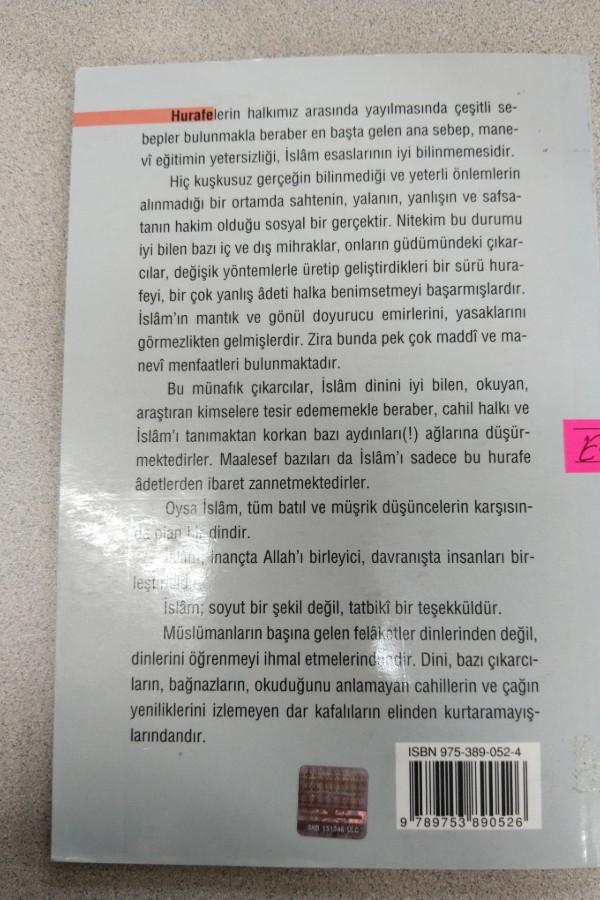 YAŞAYAN HURAFELER
