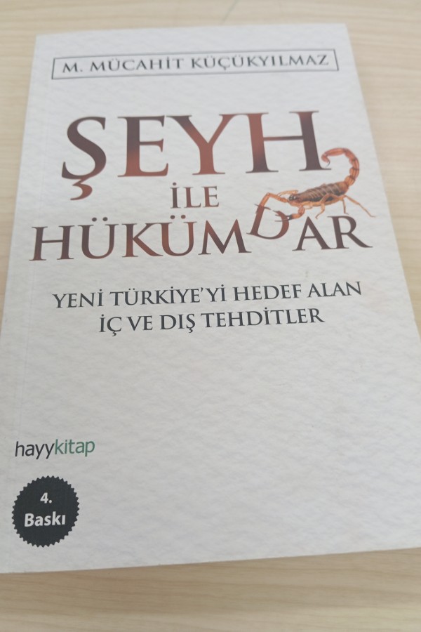 ŞEYH İLE HÜKÜMDAR