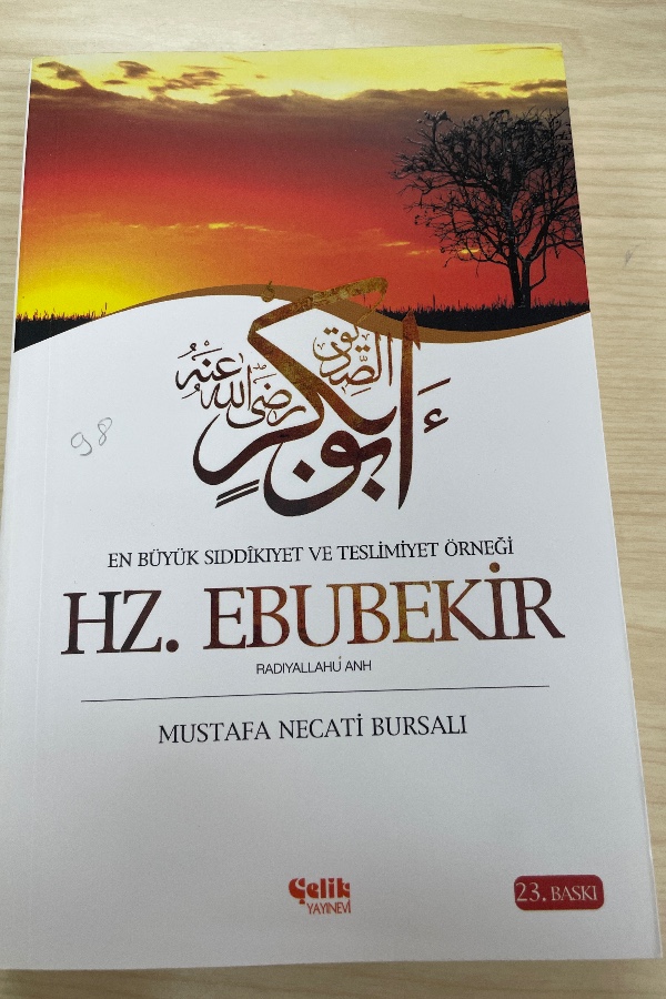 EN BÜYÜK SIDDIKIYET VE TESLIMIYET ÖRNEĞI HZ.EBUBEKIR