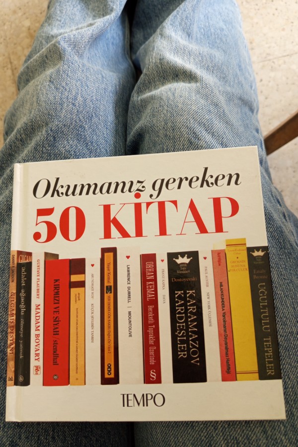 OKUMANIZ GEREKEN 50 KITAP
