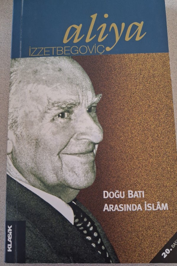 DOĞU BATI ARASINDA ISLAM