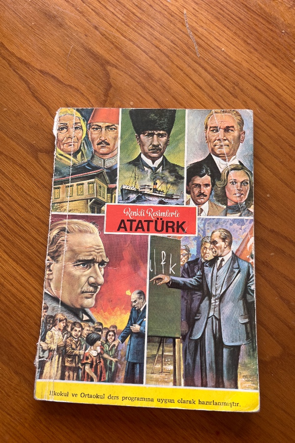 RENKLI RESIMLERLE ATATÜRK