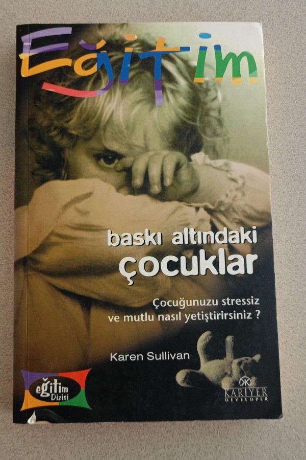 BASKI ALTINDAKI ÇOCUKLAR