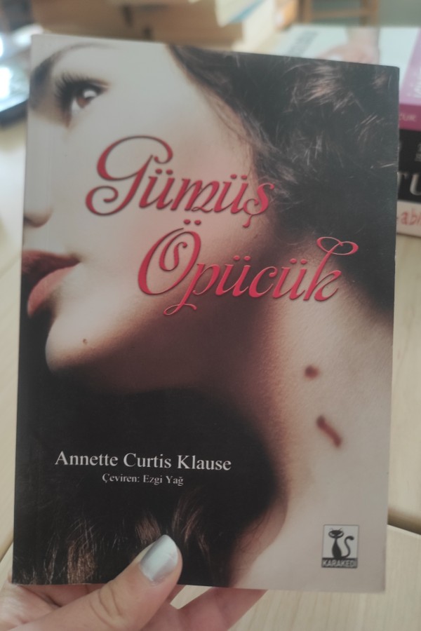 GÜMÜŞ ÖPÜCÜK