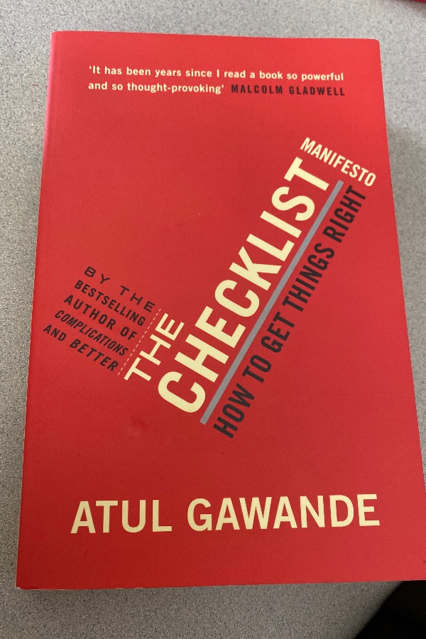 THE CHECKLIST MANIFESTO HOW TO GET THINGS RIGHT